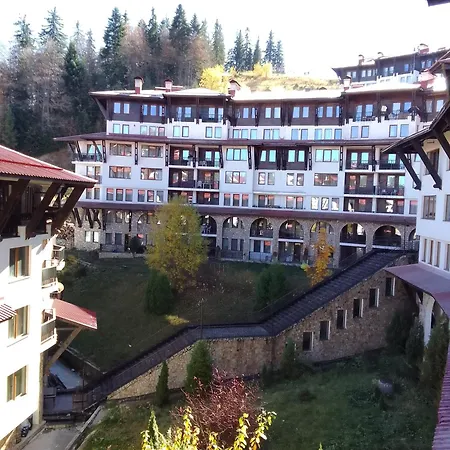 за гости 4а26 Grand Monastery *